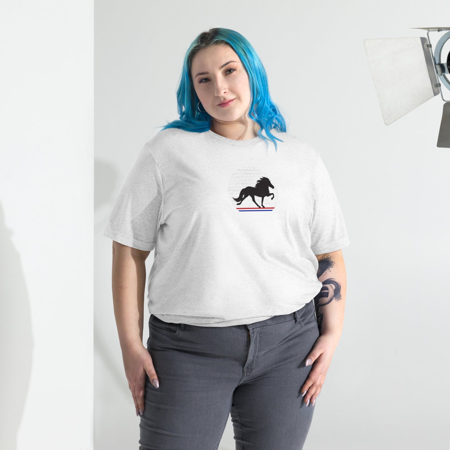 Weißes T-Shirt mit Tölter-Print "Petta reddast"