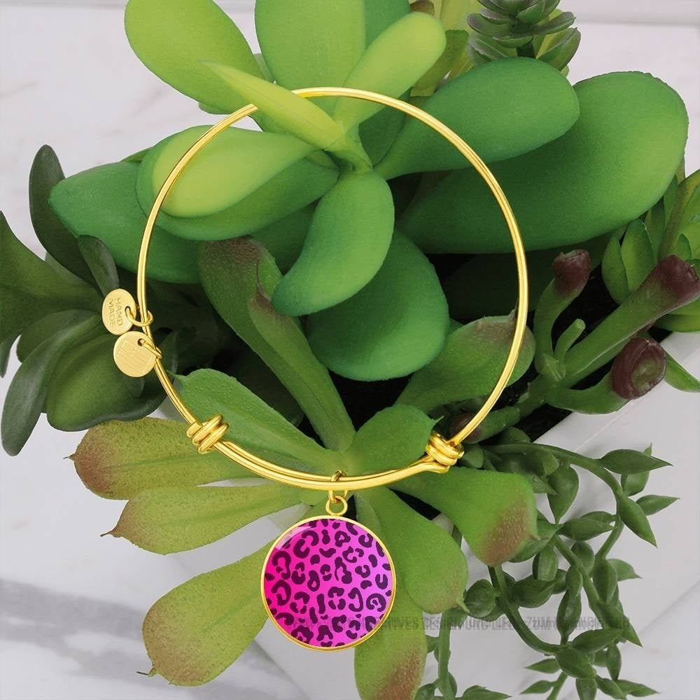 Hochwertiges Armband „Neon Leo Love“